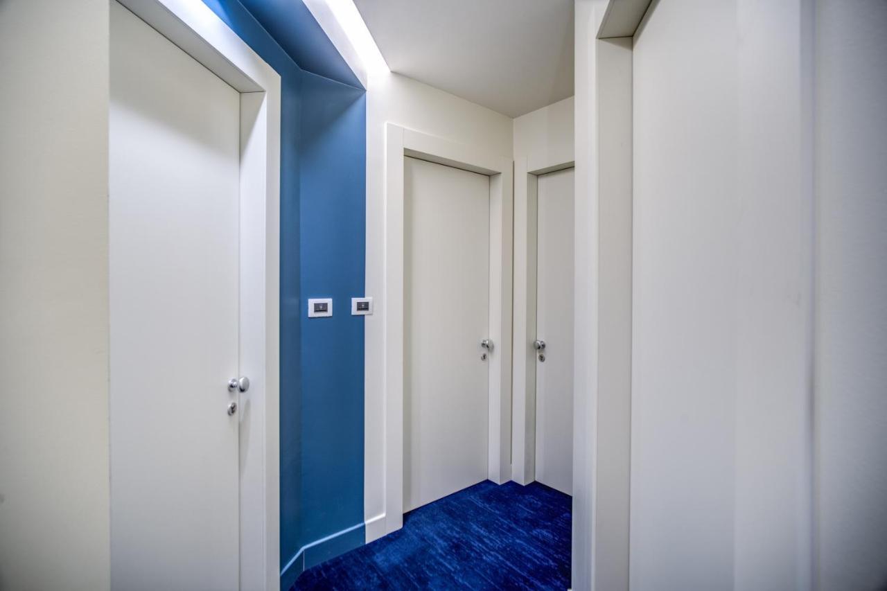 Sheva Boutique Hotel Милано Екстериор снимка